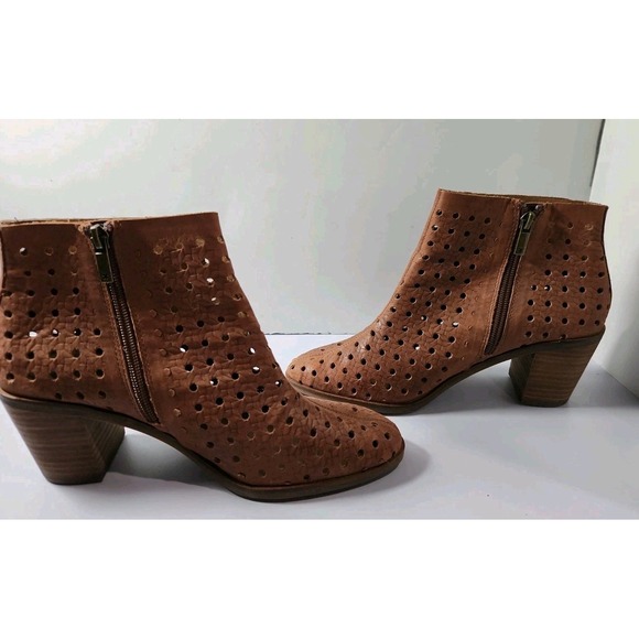 Lucky Brand Shoes - Lucky Brand Painina Tan Leather Perforated Woven Ankle Boots Womens 8.5 M 39
